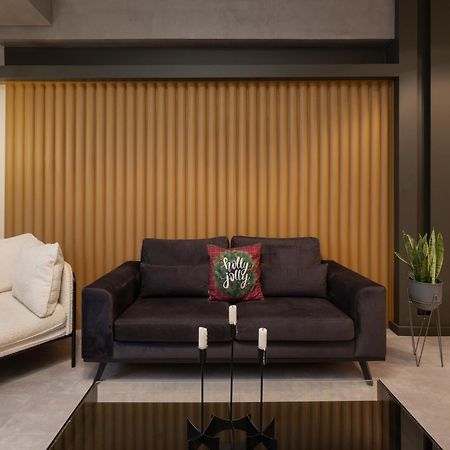 A Place 4U No6 - City Escape With Balcony Lounge & Open Living Space Αθήνα Εξωτερικό φωτογραφία