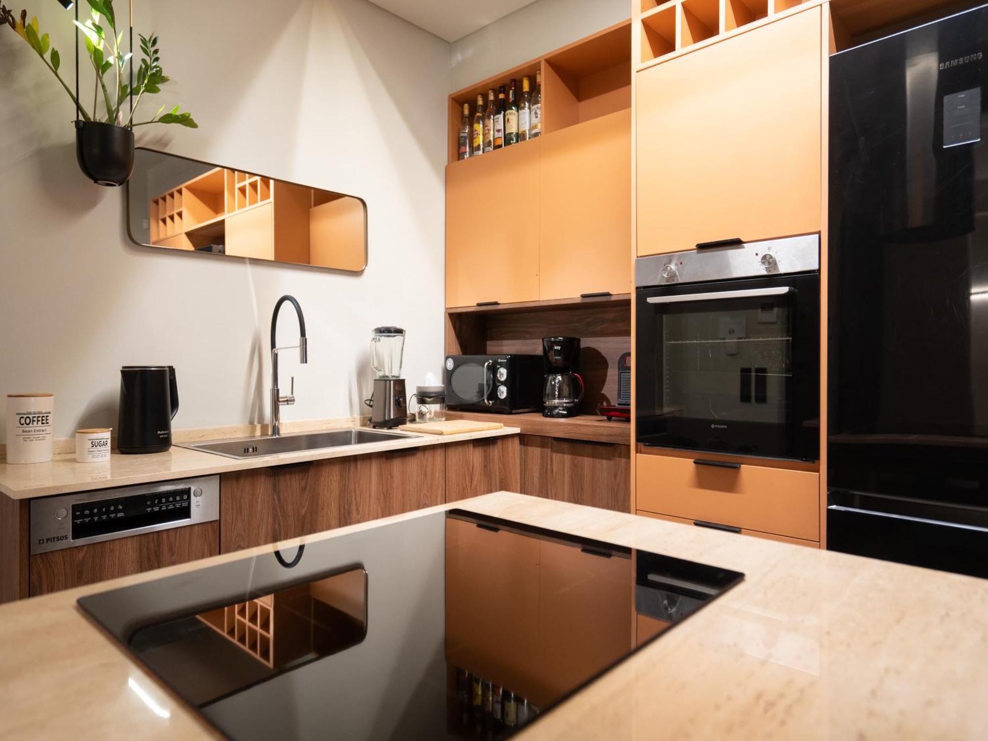 A Place 4U No6 - City Escape With Balcony Lounge & Open Living Space Αθήνα Εξωτερικό φωτογραφία