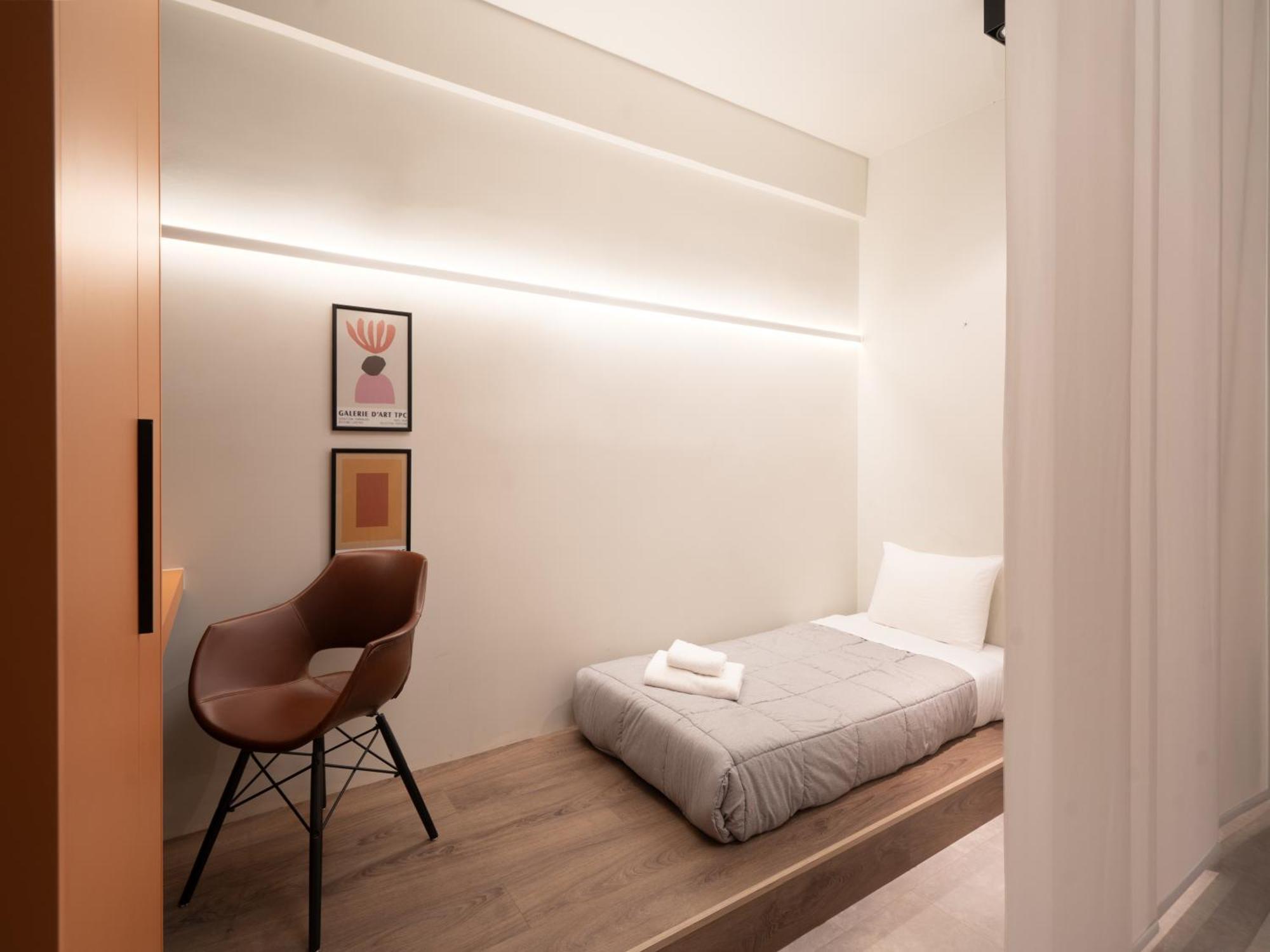 A Place 4U No6 - City Escape With Balcony Lounge & Open Living Space Αθήνα Εξωτερικό φωτογραφία
